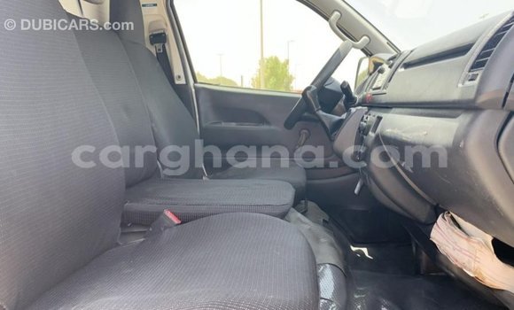 Sayi Imported Toyota Hiace White Mota in Import - Dubai a Ashanti Sayi Imported Toyota Hiace White Mota in Import - Dubai a Ashanti