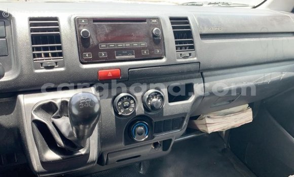 Sayi Imported Toyota Hiace White Mota in Import - Dubai a Ashanti Sayi Imported Toyota Hiace White Mota in Import - Dubai a Ashanti