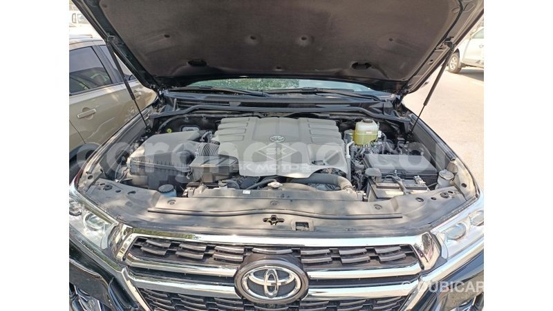 Big with watermark toyota land cruiser ashanti import dubai 29151