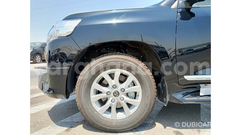 Big with watermark toyota land cruiser ashanti import dubai 29151