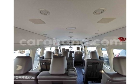 Ra Imported Toyota Hiace funfun Ọkọ̀ in Import - Dubai ni Ashanti Ra Imported Toyota Hiace funfun Ọkọ̀ in Import - Dubai ni Ashanti