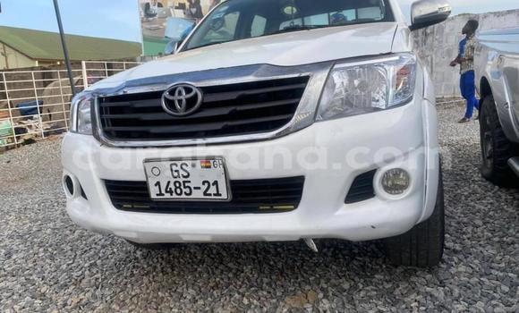 Buy Used Toyota Hilux White Car in Accra in Greater Accra