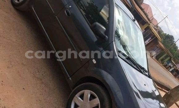 Ra Àlòkù Renault Logan Black Ọkọ̀ in Accra ni Greater Accra