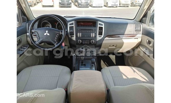 Sayi Imported Mitsubishi Pajero White Mota in Import - Dubai a Ashanti Sayi Imported Mitsubishi Pajero White Mota in Import - Dubai a Ashanti