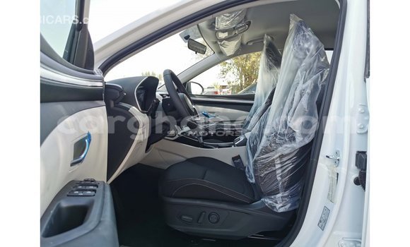 Sayi Imported Hyundai Tucson White Mota in Import - Dubai a Ashanti Sayi Imported Hyundai Tucson White Mota in Import - Dubai a Ashanti