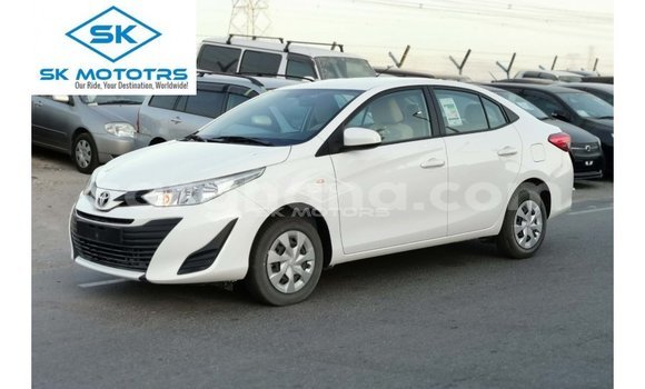 Sayi Imported Toyota Yaris White Mota in Import - Dubai a Ashanti Sayi Imported Toyota Yaris White Mota in Import - Dubai a Ashanti