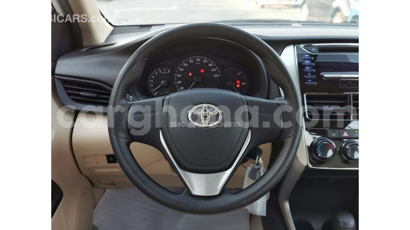 Big with watermark toyota yaris ashanti import dubai 29273