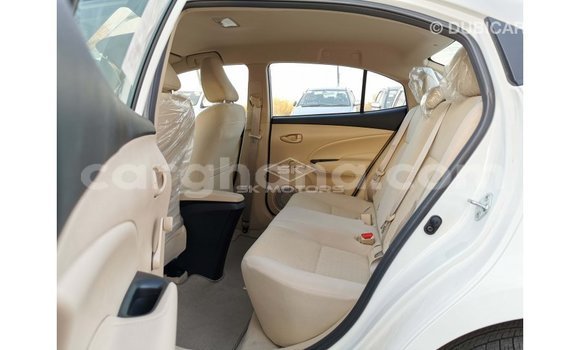 Sayi Imported Toyota Yaris White Mota in Import - Dubai a Ashanti Sayi Imported Toyota Yaris White Mota in Import - Dubai a Ashanti