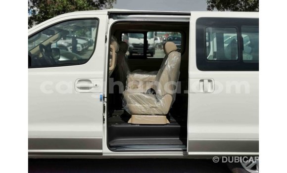 Buy Import Hyundai Accent White Car in Import - Dubai in Ashanti Buy Import Hyundai Accent White Car in Import - Dubai in Ashanti