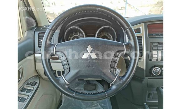 Ra Imported Mitsubishi Pajero funfun Ọkọ̀ in Import - Dubai ni Ashanti Ra Imported Mitsubishi Pajero funfun Ọkọ̀ in Import - Dubai ni Ashanti