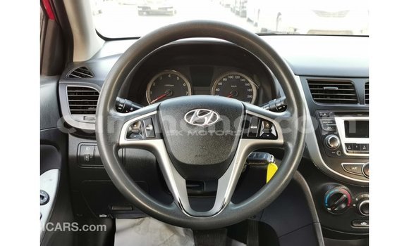 Sayi Imported Hyundai Accent Red Mota in Import - Dubai a Ashanti Sayi Imported Hyundai Accent Red Mota in Import - Dubai a Ashanti
