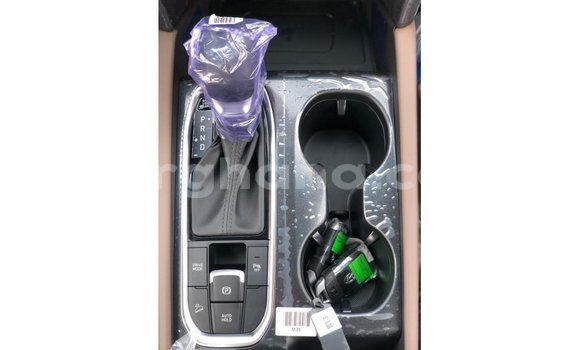 Ra Imported Hyundai Santa Fe funfun Ọkọ̀ in Import - Dubai ni Ashanti Ra Imported Hyundai Santa Fe funfun Ọkọ̀ in Import - Dubai ni Ashanti