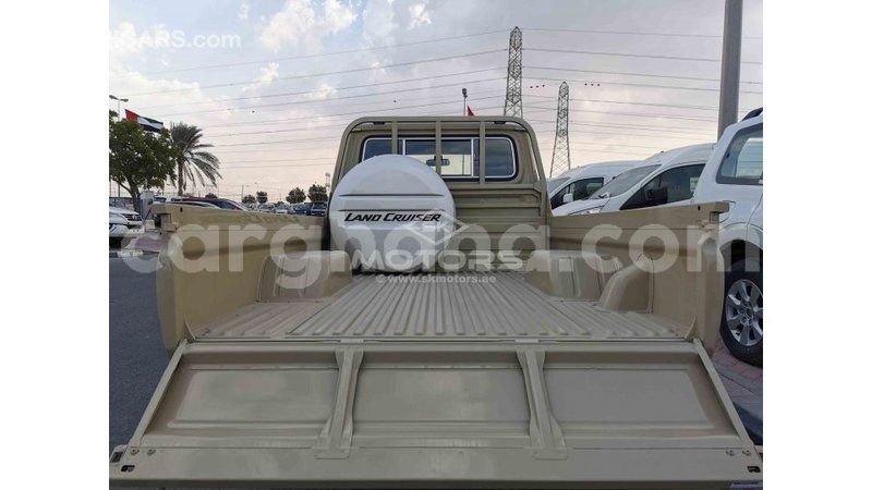 Big with watermark toyota land cruiser ashanti import dubai 29347