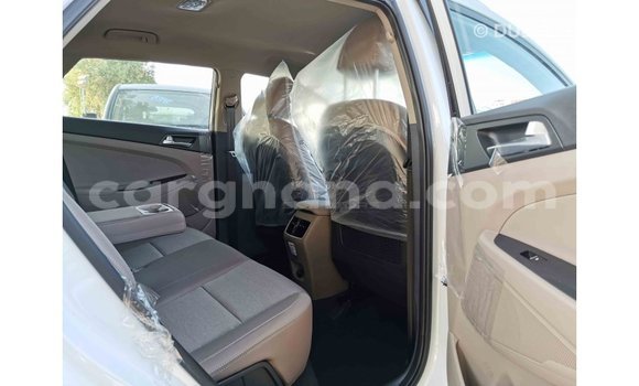 Ra Imported Hyundai Tucson funfun Ọkọ̀ in Import - Dubai ni Ashanti Ra Imported Hyundai Tucson funfun Ọkọ̀ in Import - Dubai ni Ashanti