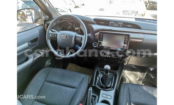 Sayi Imported Toyota Hilux Red Mota in Import - Dubai a Ashanti Sayi Imported Toyota Hilux Red Mota in Import - Dubai a Ashanti