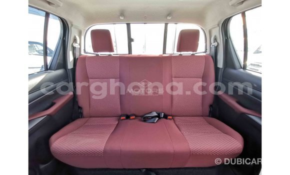 Buy Import Toyota Hilux White Car in Import - Dubai in Ashanti Buy Import Toyota Hilux White Car in Import - Dubai in Ashanti