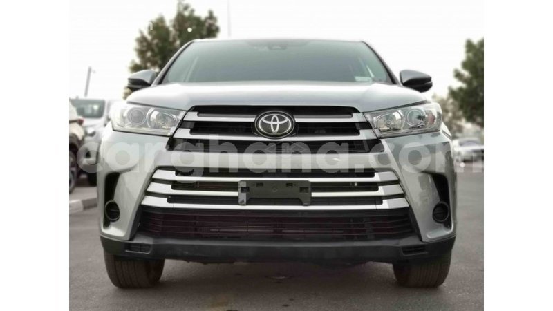 Big with watermark toyota highlander ashanti import dubai 29420