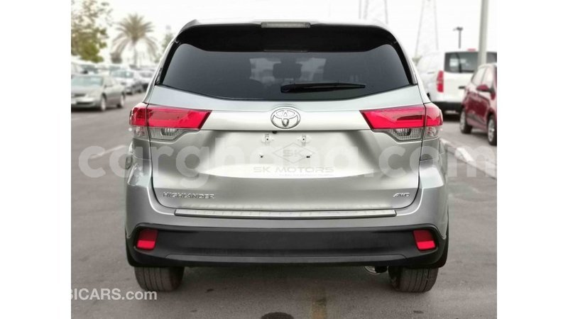 Big with watermark toyota highlander ashanti import dubai 29420