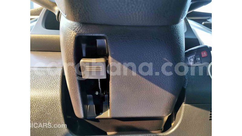 Big with watermark toyota highlander ashanti import dubai 29420