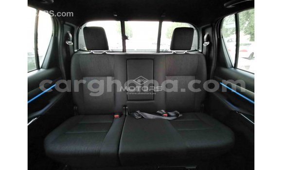 Buy Import Toyota Hilux White Car in Import - Dubai in Ashanti Buy Import Toyota Hilux White Car in Import - Dubai in Ashanti