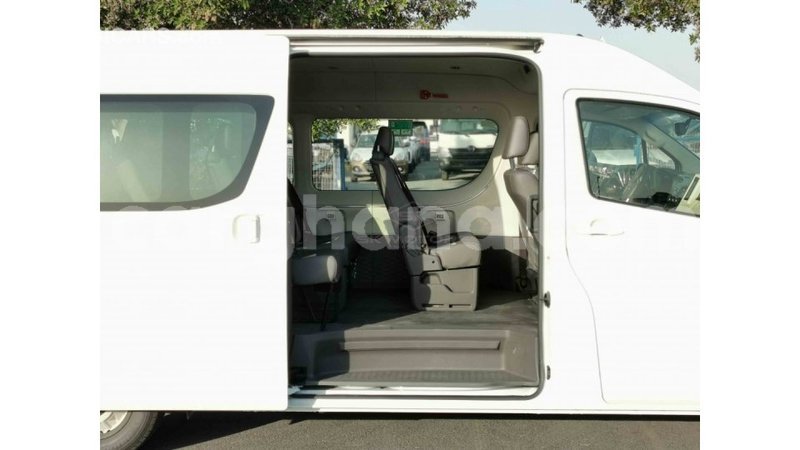 Big with watermark toyota hiace ashanti import dubai 29493