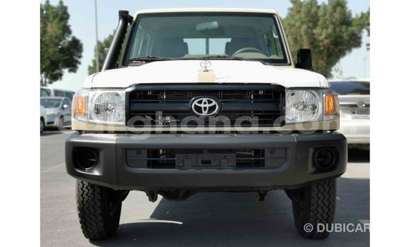 Ra Imported Toyota Land Cruiser Alagara Ọkọ̀ in Import - Dubai ni Ashanti Ra Imported Toyota Land Cruiser Alagara Ọkọ̀ in Import - Dubai ni Ashanti