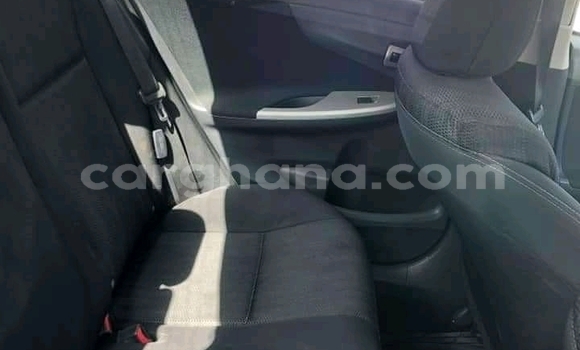 Ra Àlòkù Toyota Corolla Black Ọkọ̀ in Accra ni Greater Accra Ra Àlòkù Toyota Corolla Black Ọkọ̀ in Accra ni Greater Accra
