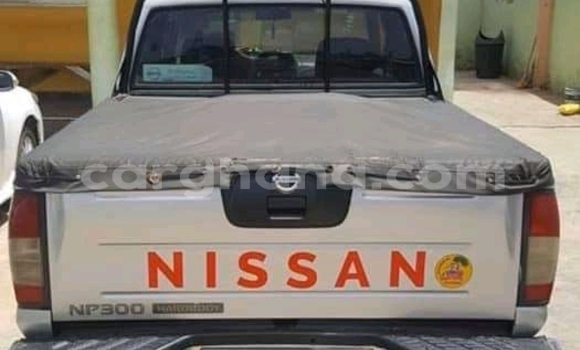 Buy Used Nissan Pickup White Car in Accra in Greater Accra Buy Used Nissan Pickup White Car in Accra in Greater Accra