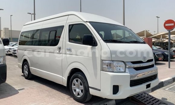 Ra Imported Toyota Hiace funfun Ọkọ̀ in Import - Dubai ni Ashanti Ra Imported Toyota Hiace funfun Ọkọ̀ in Import - Dubai ni Ashanti