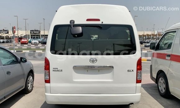 Ra Imported Toyota Hiace funfun Ọkọ̀ in Import - Dubai ni Ashanti Ra Imported Toyota Hiace funfun Ọkọ̀ in Import - Dubai ni Ashanti