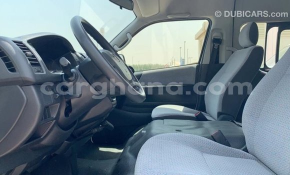Ra Imported Toyota Hiace funfun Ọkọ̀ in Import - Dubai ni Ashanti Ra Imported Toyota Hiace funfun Ọkọ̀ in Import - Dubai ni Ashanti