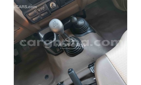 Buy Import Toyota Land Cruiser White Car in Import - Dubai in Ashanti Buy Import Toyota Land Cruiser White Car in Import - Dubai in Ashanti