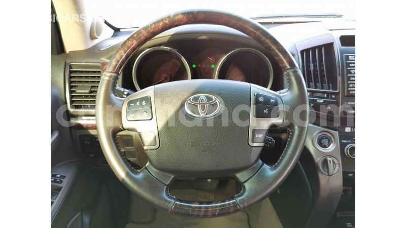 Big with watermark toyota land cruiser ashanti import dubai 29590