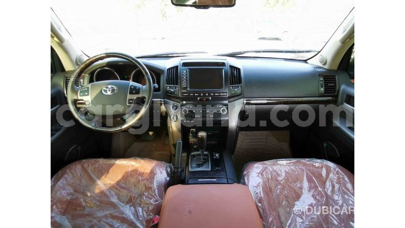 Big with watermark toyota land cruiser ashanti import dubai 29590