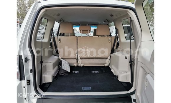 Buy Import Mitsubishi Pajero White Car in Import - Dubai in Ashanti Buy Import Mitsubishi Pajero White Car in Import - Dubai in Ashanti