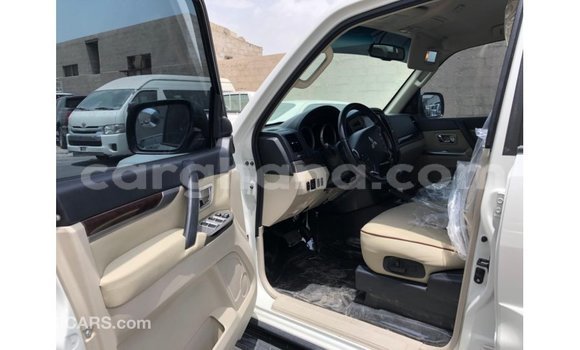 Buy Import Mitsubishi Pajero White Car in Import - Dubai in Ashanti Buy Import Mitsubishi Pajero White Car in Import - Dubai in Ashanti
