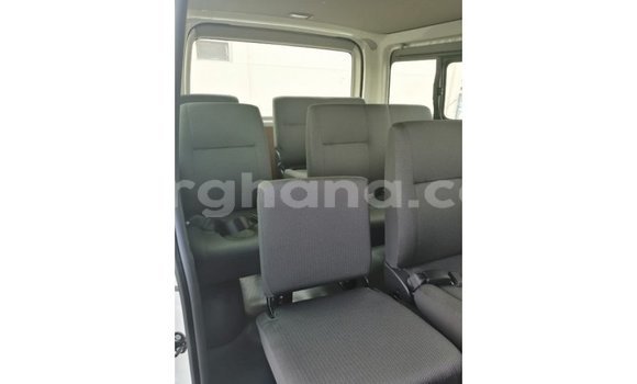 Sayi Imported Toyota Hiace White Mota in Import - Dubai a Ashanti Sayi Imported Toyota Hiace White Mota in Import - Dubai a Ashanti