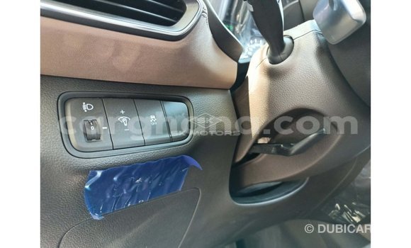 Sayi Imported Hyundai Santa Fe White Mota in Import - Dubai a Ashanti Sayi Imported Hyundai Santa Fe White Mota in Import - Dubai a Ashanti