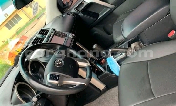 Sayi Na hannu Toyota Prado White Mota in Accra a Greater Accra Sayi Na hannu Toyota Prado White Mota in Accra a Greater Accra