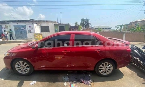 Sayi Na hannu Toyota Corolla Red Mota in Accra a Greater Accra Sayi Na hannu Toyota Corolla Red Mota in Accra a Greater Accra