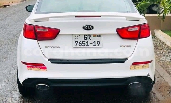 Buy Used Kia Optima White Car in Accra in Greater Accra Buy Used Kia Optima White Car in Accra in Greater Accra