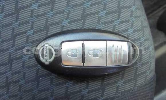 Ra Àlòkù Nissan March Silver Ọkọ̀ in Sekondi ni Oorun Ra Àlòkù Nissan March Silver Ọkọ̀ in Sekondi ni Oorun