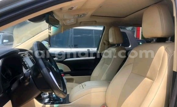 Buy Used Toyota Highlander Other Car in Accra in Greater Accra Buy Used Toyota Highlander Other Car in Accra in Greater Accra