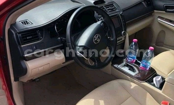 Ra Àlòkù Toyota Camry Red Ọkọ̀ in Accra ni Greater Accra Ra Àlòkù Toyota Camry Red Ọkọ̀ in Accra ni Greater Accra