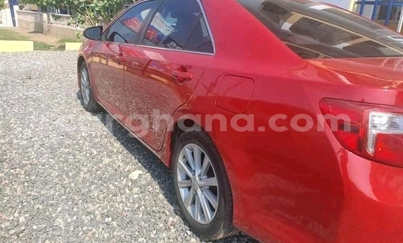 Ra Àlòkù Toyota Camry Red Ọkọ̀ in Accra ni Greater Accra Ra Àlòkù Toyota Camry Red Ọkọ̀ in Accra ni Greater Accra