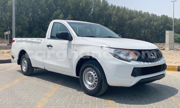 Sayi Imported Mitsubishi L200 White Mota in Import - Dubai a Ashanti Sayi Imported Mitsubishi L200 White Mota in Import - Dubai a Ashanti