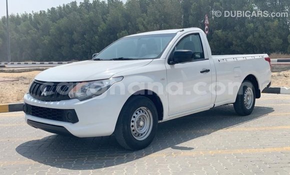 Sayi Imported Mitsubishi L200 White Mota in Import - Dubai a Ashanti Sayi Imported Mitsubishi L200 White Mota in Import - Dubai a Ashanti
