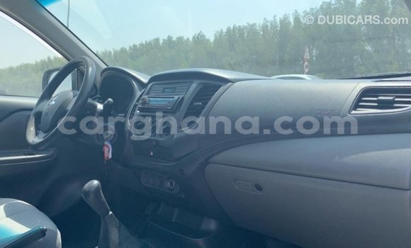 Sayi Imported Mitsubishi L200 White Mota in Import - Dubai a Ashanti Sayi Imported Mitsubishi L200 White Mota in Import - Dubai a Ashanti