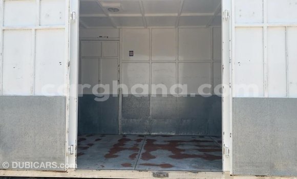 Ra Imported Mitsubishi i funfun Ọkọ̀ in Import - Dubai ni Ashanti Ra Imported Mitsubishi i funfun Ọkọ̀ in Import - Dubai ni Ashanti