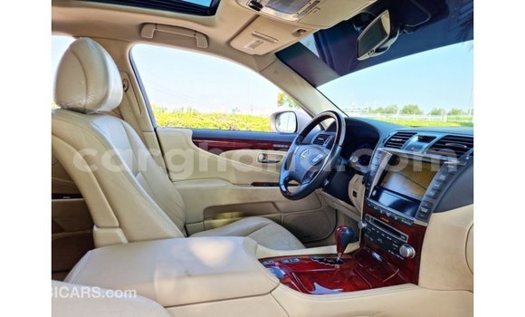 Ra Imported Lexus LS Miiran Ọkọ̀ in Import - Dubai ni Ashanti Ra Imported Lexus LS Miiran Ọkọ̀ in Import - Dubai ni Ashanti